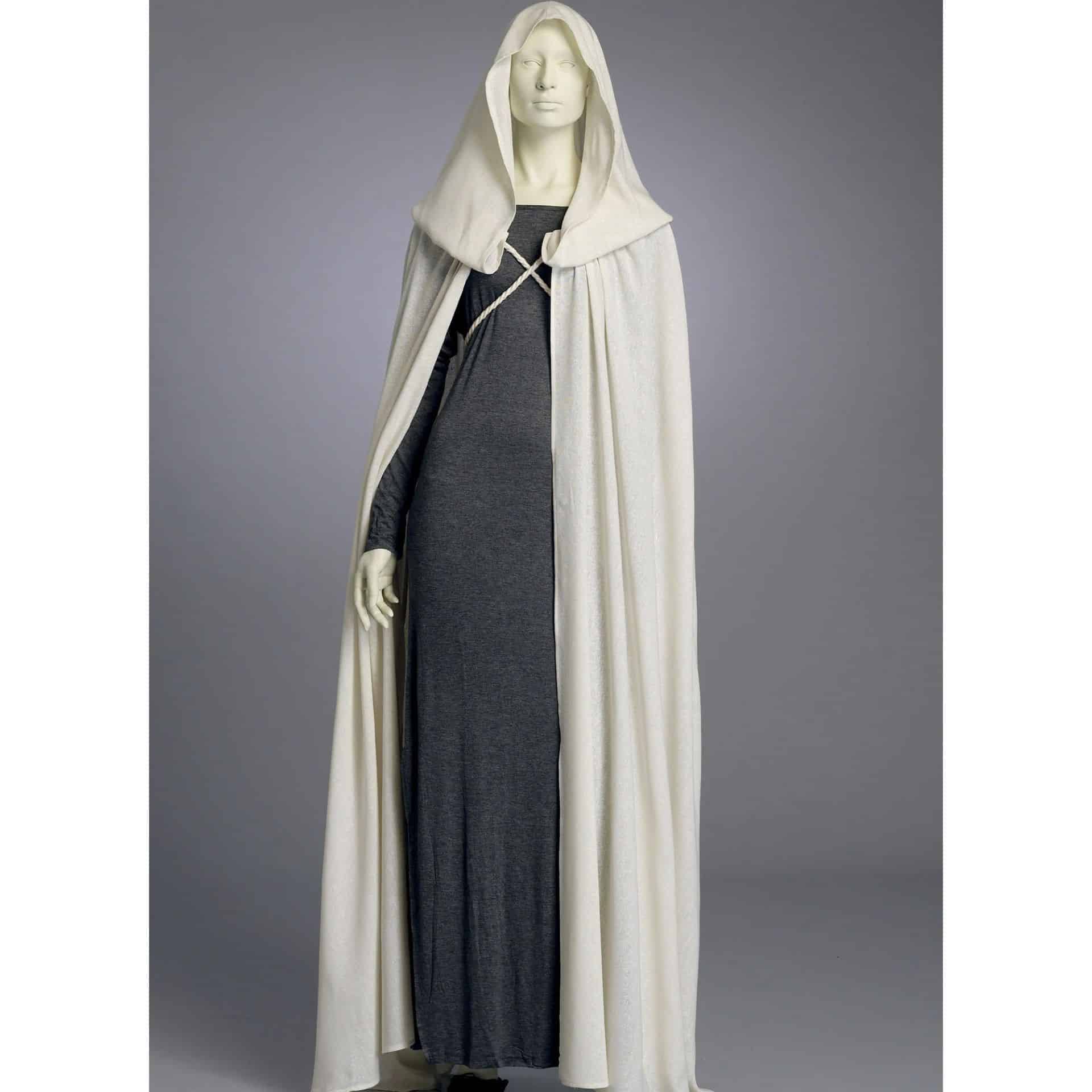 Schnittmuster Cosplay Mantel McCalls M2016 X S-XXL 4 5540545632f779417d350995ffd98bea